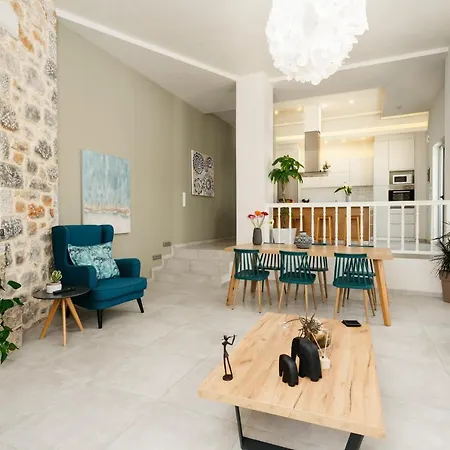 Eumelia Iconic Villa, With Heated Pool & Whirlpool, By Thinkvilla